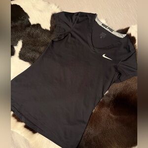 Nike Pro Dri-Fit Top